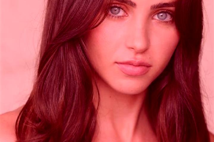 Lucy, 33, a auburn brown-eyed indian companion based in Kalchyk. Offering Dinner Date, Erotic Massage, Roleplay, CIM. Available for incall and outcall, day a...