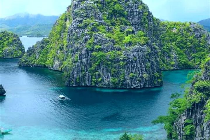 Lucy, 33 — Escort in Badak, Philippines