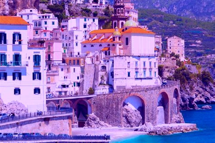 Lucy, 33 — Escort in Coarezza, Italy