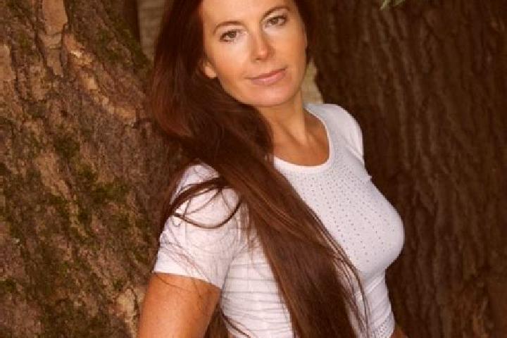 Lucy, 33 — Escort in Neftekamsk, Russia
