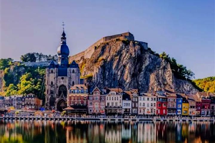 Lucy, 33 — Escort in Neuville, Belgium