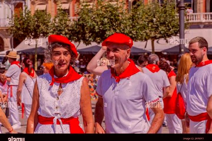 Lucy, 33 — Escort in San Fermin, Spain
