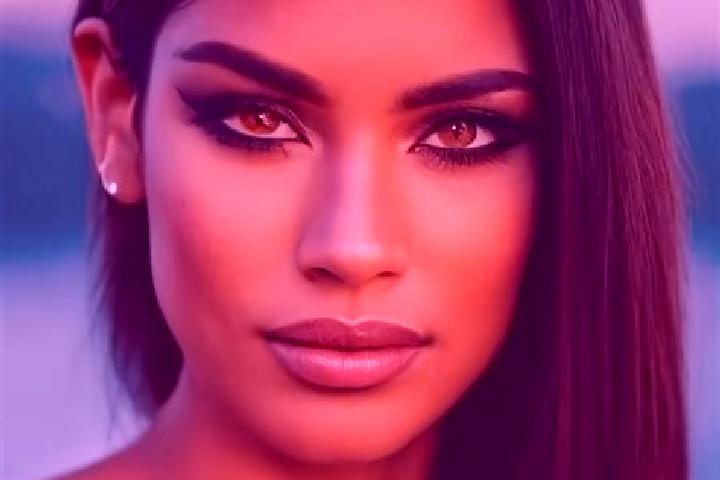 Lucy, 34, a brunette amber-eyed latina companion based in Si Racha. Offering Striptease, OWO, Couples, Roleplay. Available for incall and outcall, overnight ...