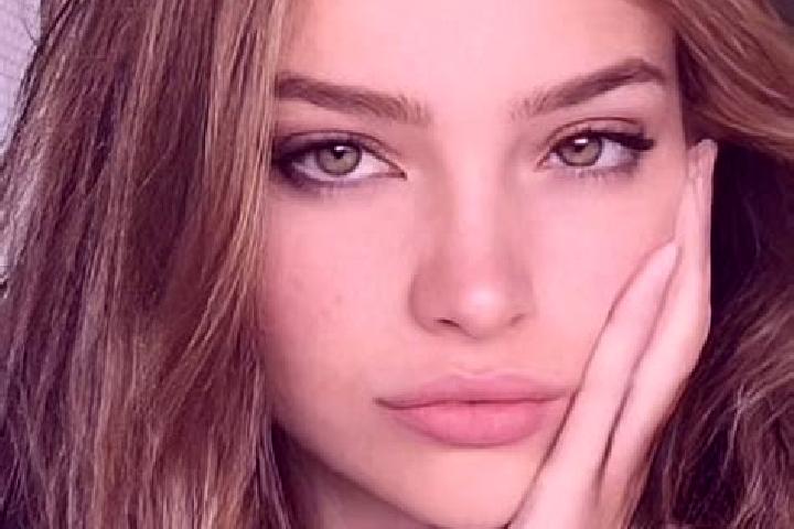 Lucy, 34, a chestnut hazel-eyed caucasian companion based in Pintura. Offering Deep French Kissing, Erotic Massage, Dinner Date, Party Girl. Available for in...