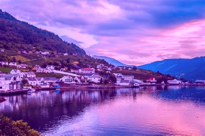 Lucy, 34 — Escort in Lofthus, Norway