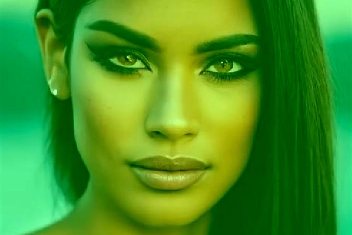 Lucy, 35, a auburn amber-eyed latina companion based in Hakuraku. Offering Deep French Kissing, Duos, BDSM, Couples. Available for incall and outcall, overni...