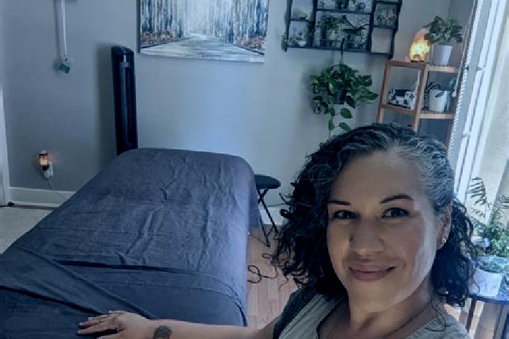 Lucy, 35, a black grey-eyed latina companion based in Kasrineh. Offering GFE, Massage, Prostate Massage, Tantra. Available for incall and outcall, day and ev...