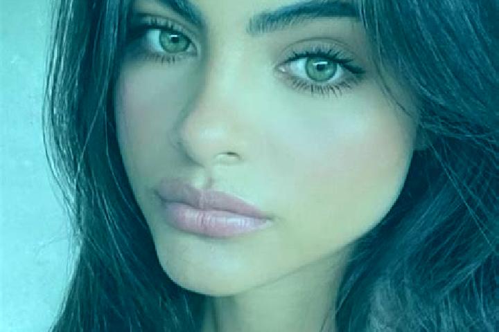 Lucy, 35, a brunette green-eyed european companion based in Witmarsum. Offering Domination, Fetish, Massage. Available for incall and outcall, overnight book...