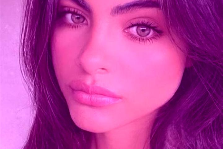 Lucy, 35, a brunette grey-eyed indian companion based in Saint Blazey. Offering GFE, BDSM. Available for incall and outcall, day and evening dates.