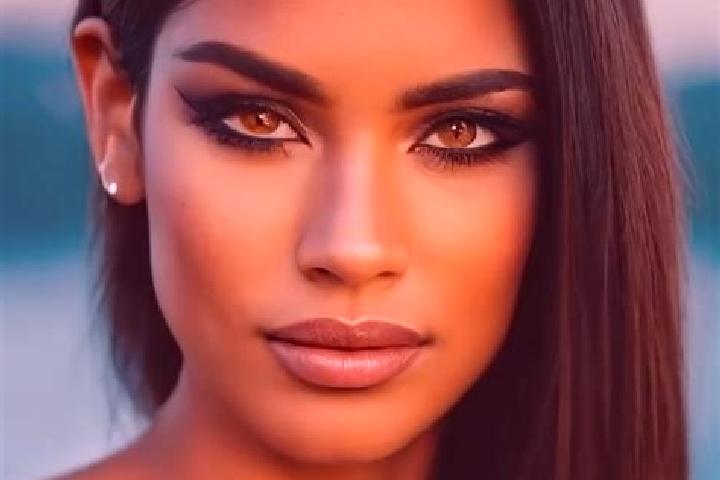 Lucy, 35, a red amber-eyed latina companion based in Rambala. Offering Tantra, Couples, Girlfriend Experience, Travel Companion. Available for incall and out...