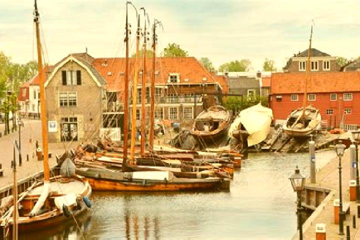 Lucy, 35 — Escort in Bunschoten, Netherlands