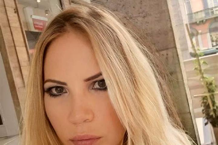 Lucy, 35 — Escort in Italo, Argentina