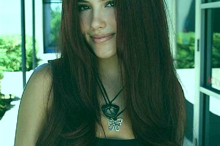 Lucy, 36, a auburn dark-eyed european companion based in Weil. Offering OWO, Striptease, GFE. Available for incall and outcall, overnight bookings available.