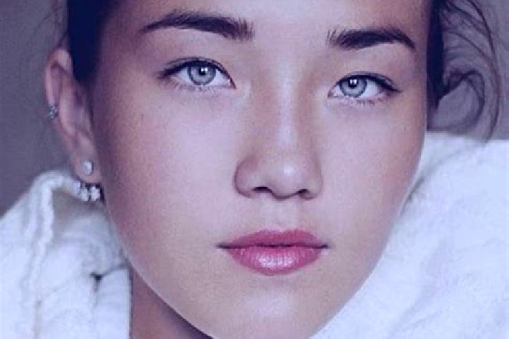 Lucy, 36, a dark blonde grey-eyed asian companion based in Tangwan. Offering 69, Overnight, Roleplay. Available for incall and outcall, overnight bookings av...