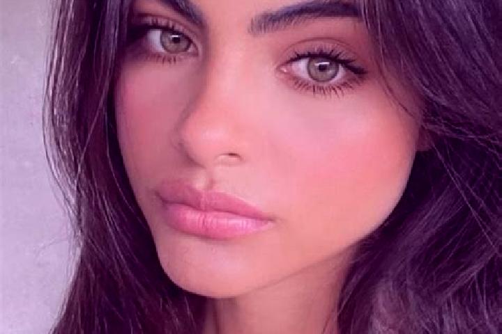 Lucy, 36, a red green-eyed indian companion based in Kaohsiung. Offering Party Girl, 69, Couples, Overnight, GFE. Available for incall and outcall, day and e...