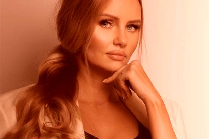 Lucy, 36 — Escort in Modlniczka, Poland