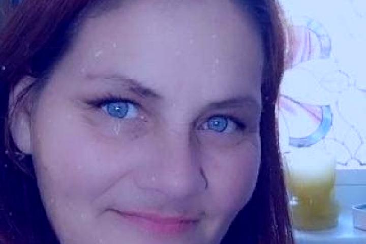 Lucy, 38, a auburn brown-eyed indian companion based in Wusterwitz. Offering Travel Companion, Prostate Massage, Dinner Date, Girlfriend Experience. Availabl...