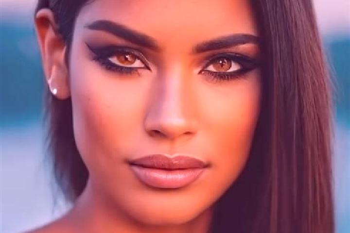 Lucy, 38, a chestnut amber-eyed latina companion based in Dolmayrac. Offering Domination, GFE, Massage, Deep French Kissing. Available for incall and outcall...