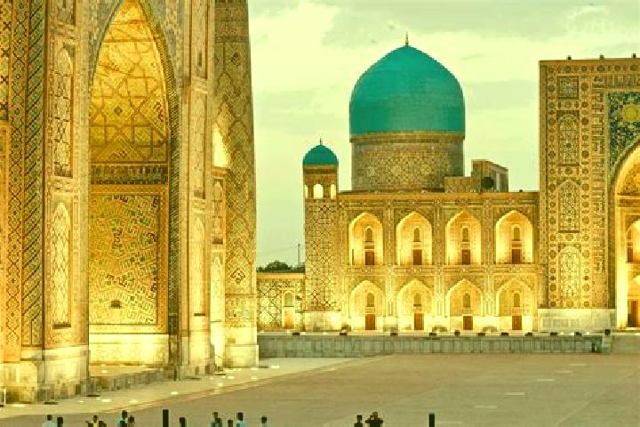 Lucy, 38 — Escort in Quvasoy, Uzbekistan