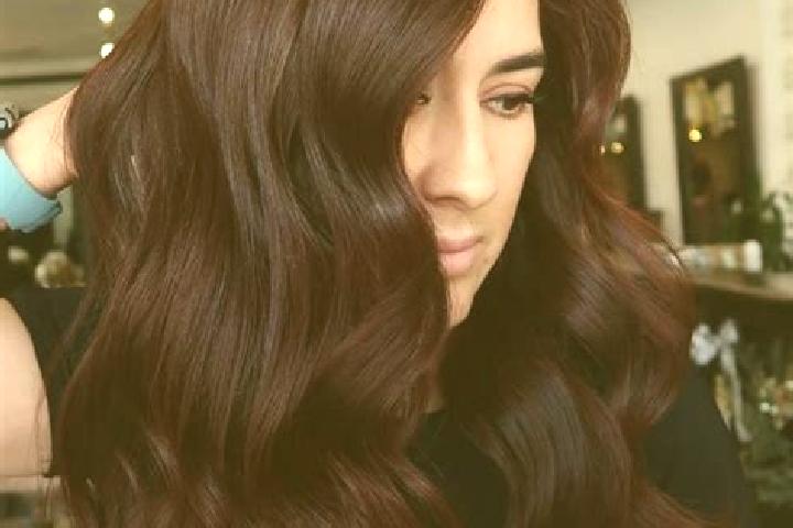 Lucy, 39, a auburn dark-eyed european companion based in Walajabad. Offering Overnight, Couples, GFE, BDSM. Available for incall and outcall, overnight booki...
