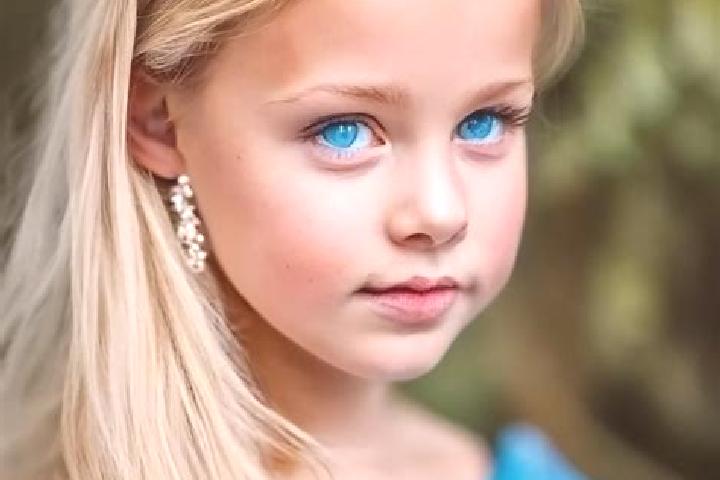 Lucy, 39, a blonde blue-eyed caucasian companion based in Lenting. Offering Tantra, Erotic Massage, Girlfriend Experience. Available for incall and outcall, ...
