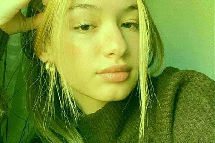 Lucy, 39, a blonde brown-eyed ebony companion based in Komendantivka. Offering OWO, CIM, Overnight. Available for incall and outcall, day and evening dates.