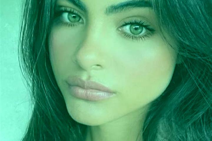 Luna, 20, a black hazel-eyed european companion based in Tietan. Offering 69, Overnight, Erotic Massage. Available for incall and outcall, day and evening da...