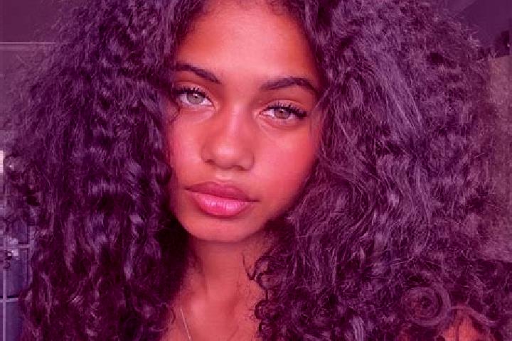 Luna, 21, a black blue-eyed ebony companion based in Easthampton. Offering Deep French Kissing, Travel Companion, Prostate Massage, Girlfriend Experience, CI...