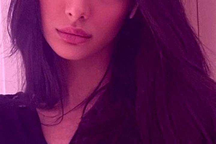 Luna, 21, a black dark-eyed middle eastern companion based in Brandil. Offering Dinner Date, Girlfriend Experience, CIM. Available for incall and outcall, da...