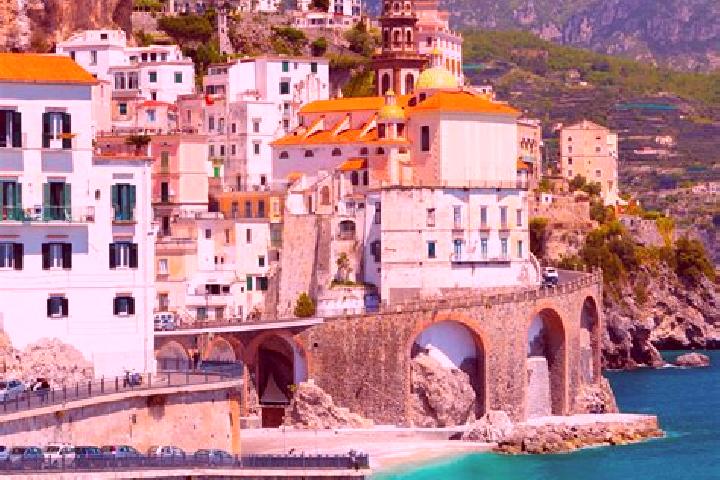 Luna, 21 — Escort in Cleto, Italy
