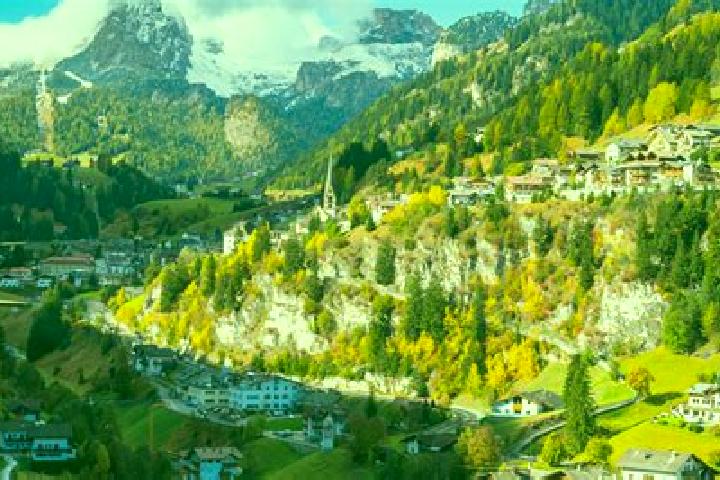 Luna, 21 — Escort in Santa Cristina Valgardena, Italy