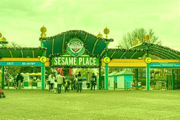 Luna, 21 — Escort in Sesame Park, Canada