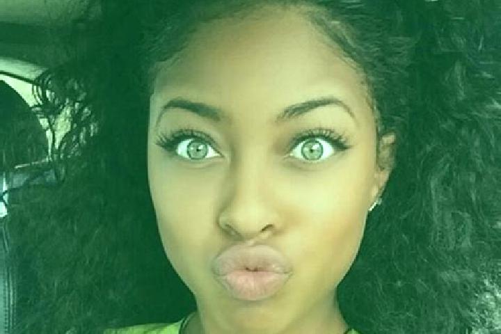 Luna, 22, a black green-eyed ebony companion based in Cerro Alto. Offering Erotic Massage, Deep French Kissing, OWO, A-Level. Available for incall and outcal...