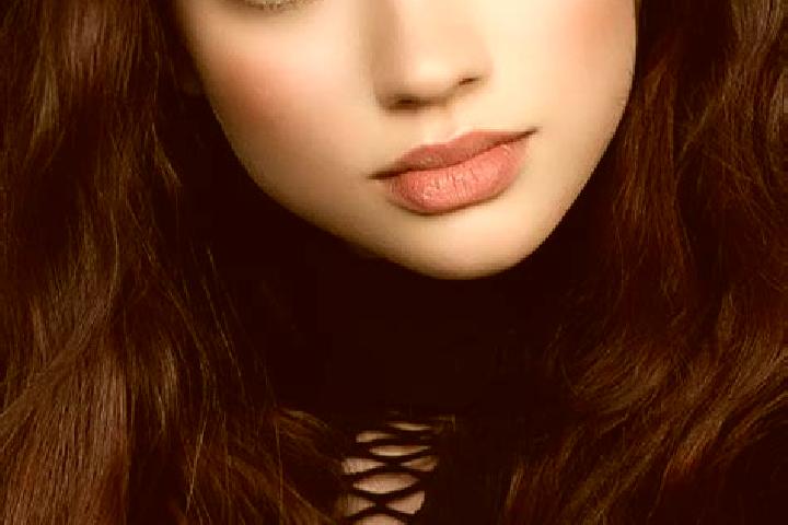 Luna, 22, a brunette brown-eyed european companion based in Salve. Offering CIM, Striptease, Erotic Massage. Available for incall and outcall, day and evenin...