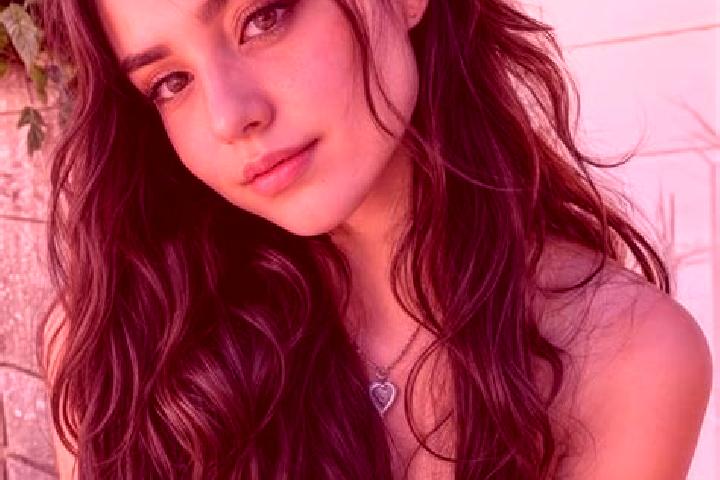 Luna, 22, a dark blonde hazel-eyed middle eastern companion based in Winnica. Offering Massage, Overnight, Tantra, BDSM. Available for incall and outcall, da...