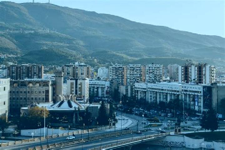 Luna, 22 — Escort in Brajcino, North Macedonia