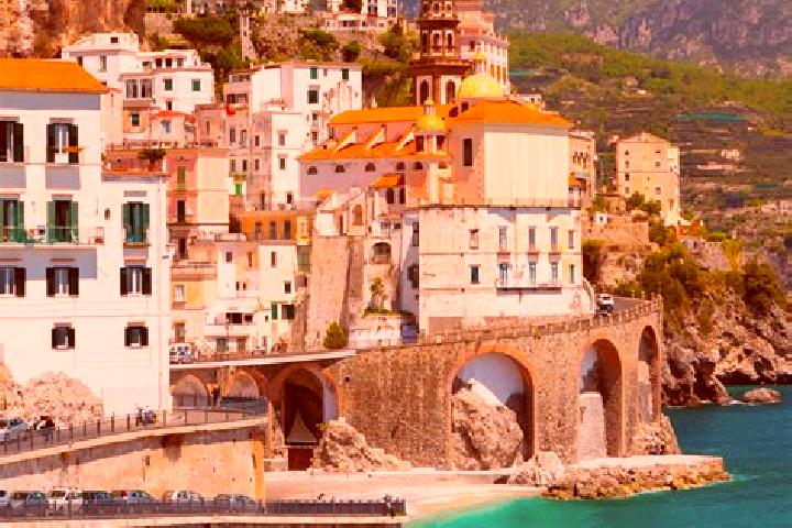 Luna, 22 — Escort in Erbe, Italy