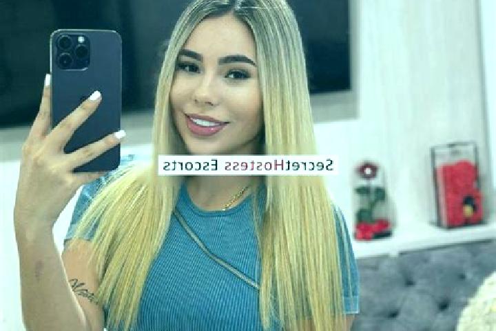 Luna, 22 — Escort in Santo Domingo, Philippines