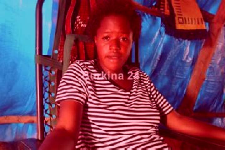 Luna, 23 — Escort in Komsilga, Burkina Faso