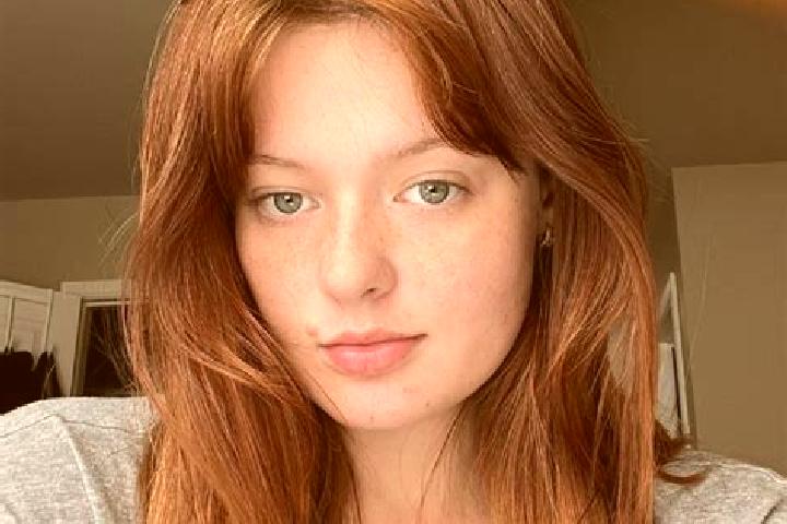 Luna, 24, a auburn grey-eyed mixed companion based in Imst. Offering Tantra, CIM, 69. Available for incall and outcall, day and evening dates.