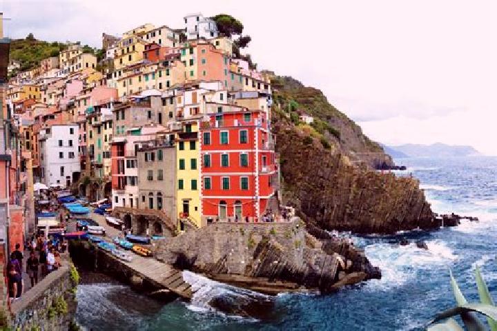 Luna, 24 — Escort in Ameglia, Italy