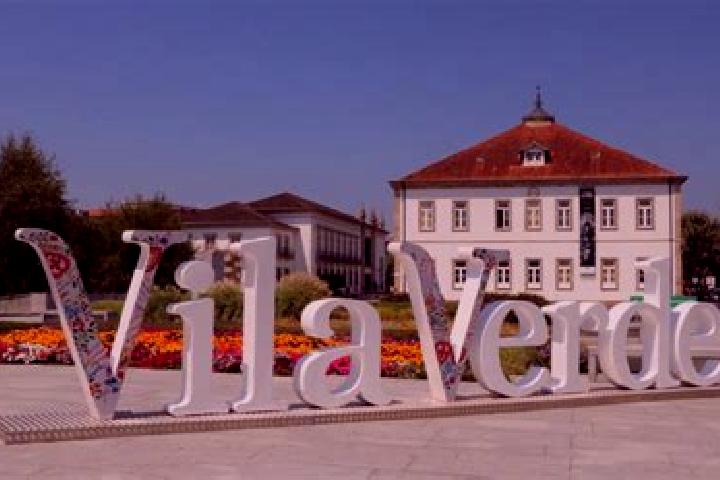 Luna, 24 — Escort in Vila Verde, Portugal