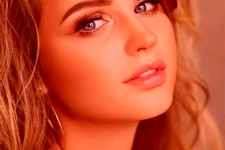 Luna, 25, a dark blonde blue-eyed middle eastern companion based in Moensteras. Offering Prostate Massage, Roleplay, Duos, Party Girl, Overnight. Available f...