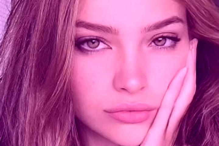 Luna, 25, a dark blonde hazel-eyed mixed companion based in Famankaha. Offering Travel Companion, Couples, Duos. Available for incall and outcall, day and ev...