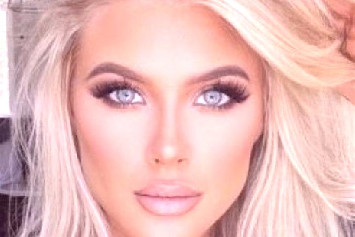 Luna, 25, a platinum blonde dark-eyed indian companion based in Bielefeld. Offering Deep French Kissing, Striptease, Couples, Fetish. Available for incall an...
