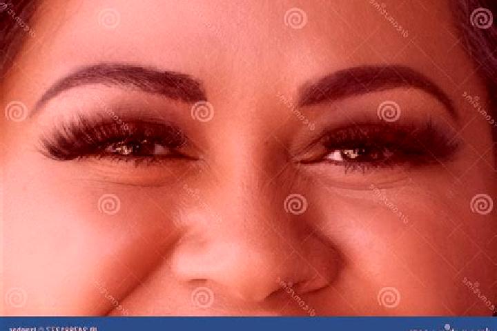 Luna, 25, a red green-eyed latina companion based in Guzdak. Offering Fetish, Deep French Kissing, Girlfriend Experience. Available for incall and outcall, d...