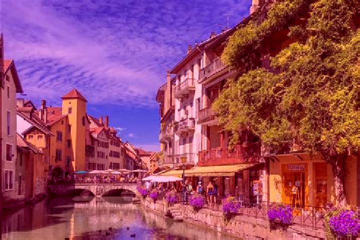 Luna, 25 — Escort in Bessieres, France