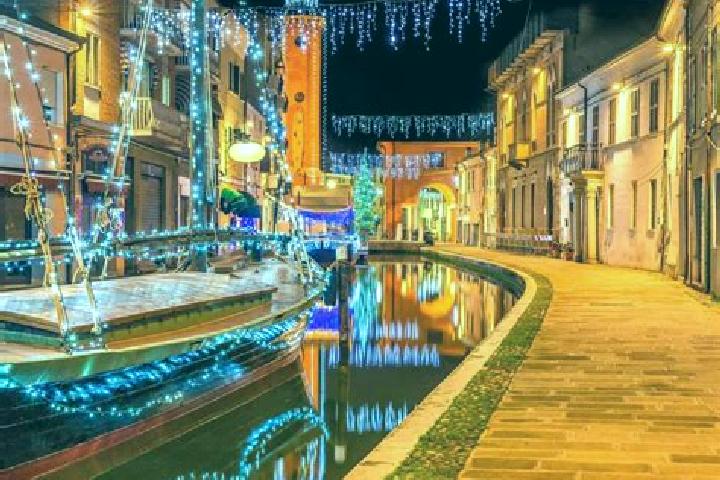 Luna, 25 — Escort in Pofi, Italy