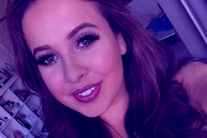 Luna, 26, a auburn dark-eyed european companion based in Pereiro da Palhacana. Offering Fetish, Travel Companion, 69. Available for incall and outcall, day a...