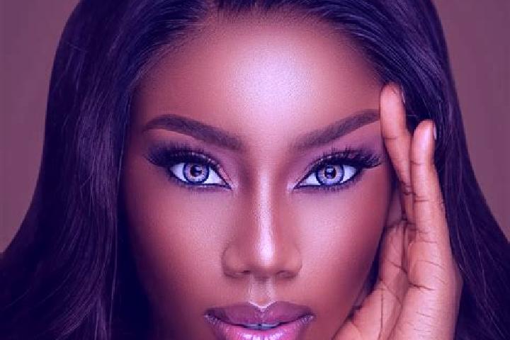 Luna, 26, a chestnut blue-eyed ebony companion based in El Organal. Offering Couples, CIM, Duos, Tantra, Fetish. Available for incall and outcall, day and ev...